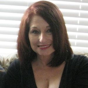 Meet your Posher, Laurie